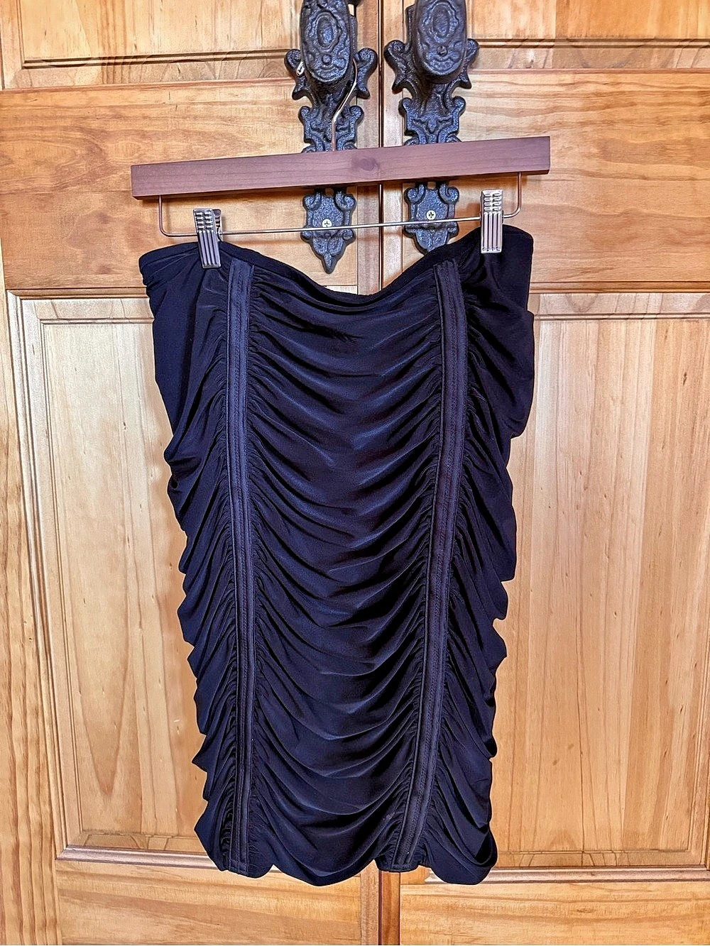 Tadashi Ruched Mini Skirt in Black Like New